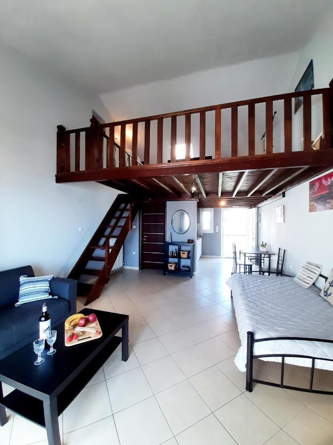 Christina'S Sea House Apartamento Nikiti  Exterior foto